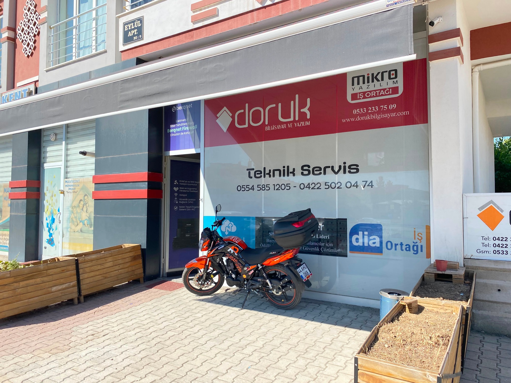 Doruk Bilgisayar Malatya mağaza cephesi